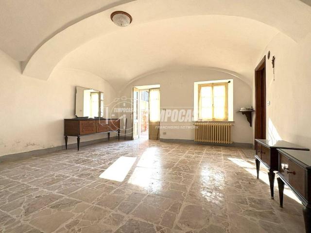 Casa indipendente in vendita a Moncrivello VC