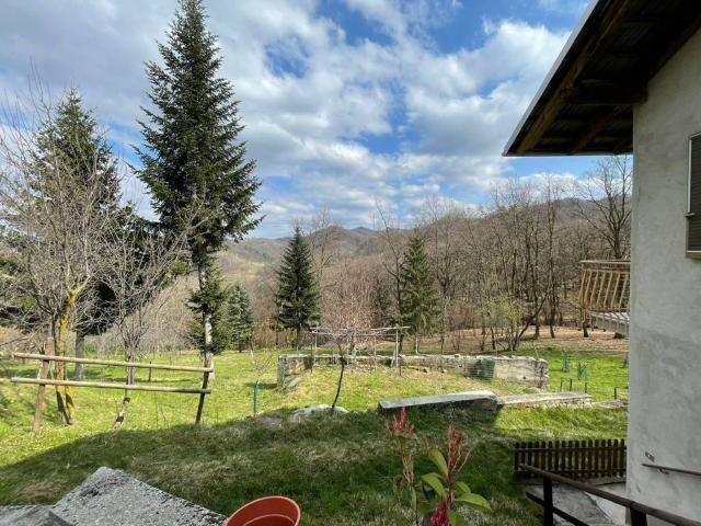 Casa indipendente in vendita a Monastero di Vasco CN