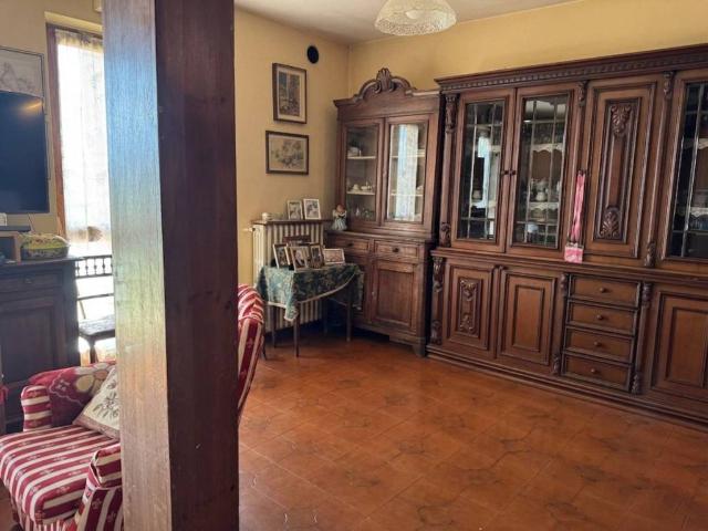 Casa indipendente in vendita a Monastero di Vasco CN