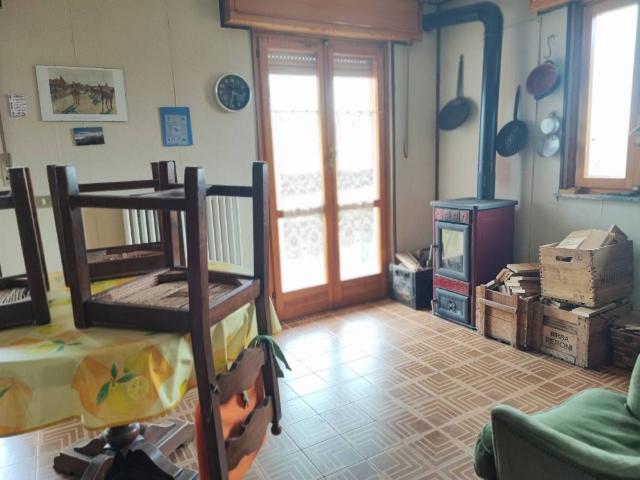 Casa indipendente in vendita a Monastero di Vasco CN