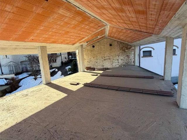 Casa indipendente in vendita a Monastero di Vasco CN