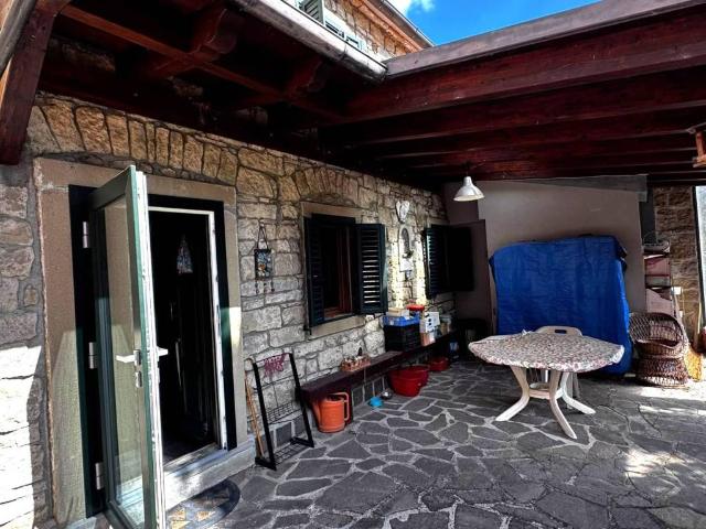 Casa indipendente in vendita a Monghidoro BO