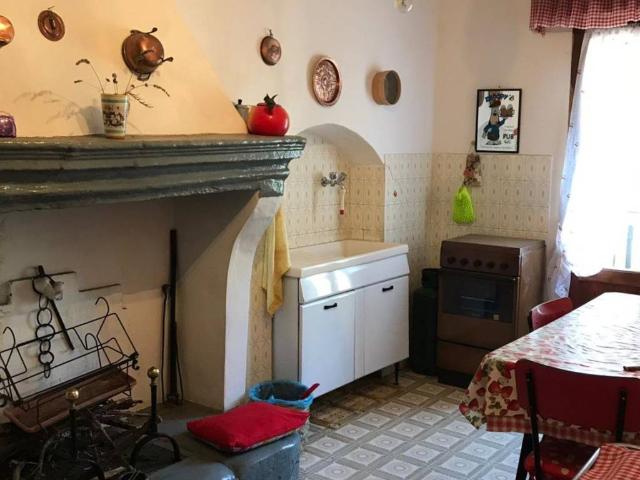 Casa indipendente in vendita a Monghidoro BO