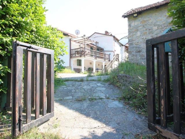 Casa indipendente in vendita a Mongiardino Ligure AL
