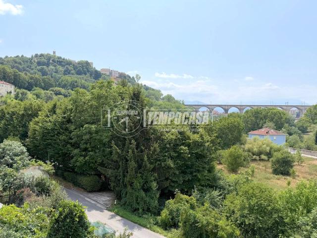 Casa indipendente in vendita a Mondovi'