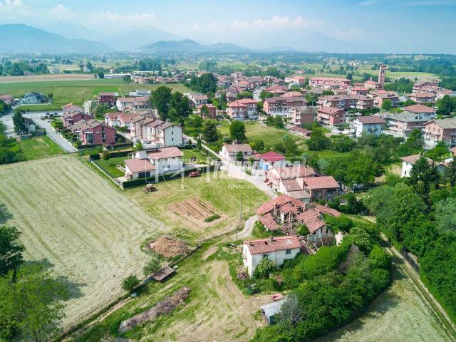 Casa indipendente in vendita a Mondovi'