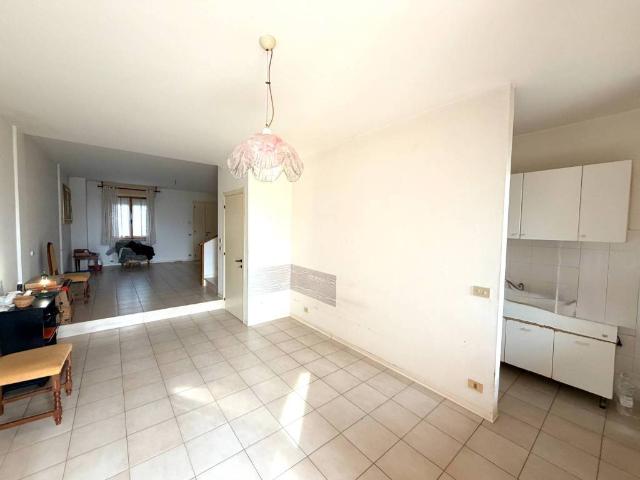 Casa indipendente in vendita a Mondolfo PU