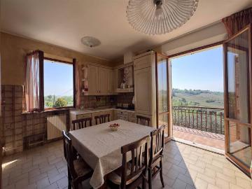 Casa indipendente in vendita a Mondavio PU
