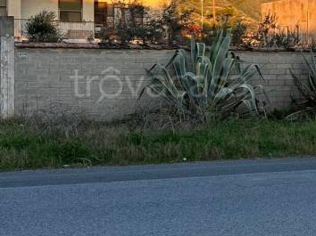 Casa indipendente in vendita a Mondragone via Domiziana, 501