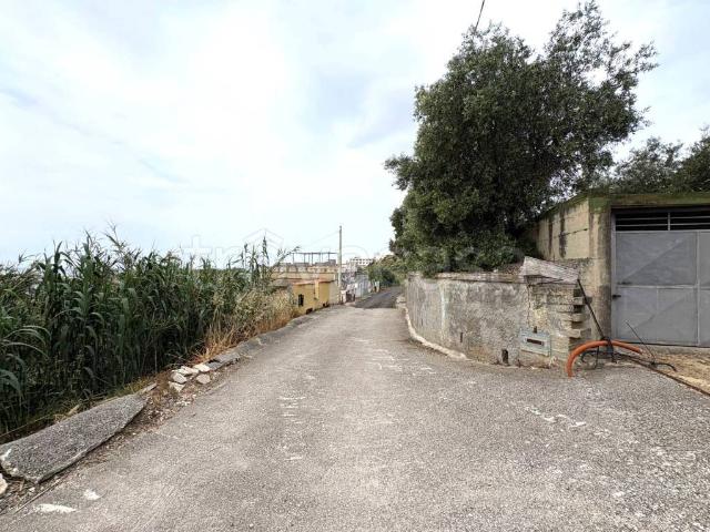 Casa indipendente in vendita a Mondragone via degli Uliveti