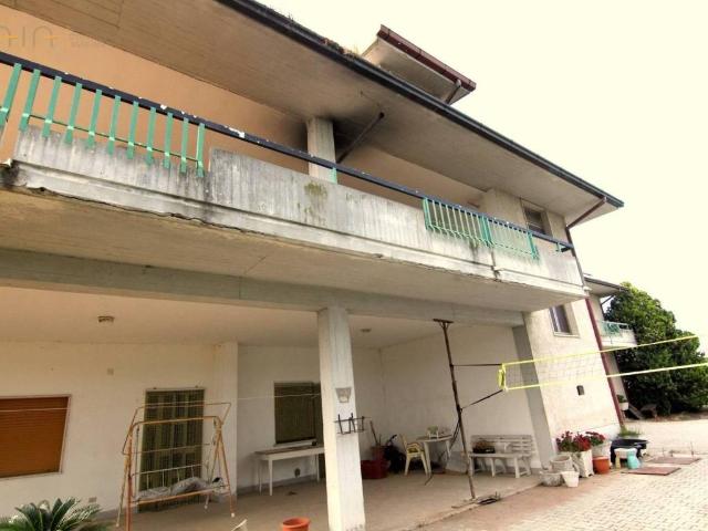 Casa indipendente in vendita a Monsampolo del Tronto AP