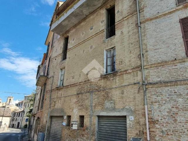 Casa indipendente in vendita a Monsampolo del Tronto AP