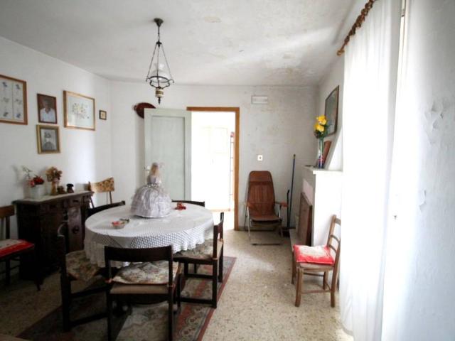 Casa indipendente in vendita a Monsampolo del Tronto AP