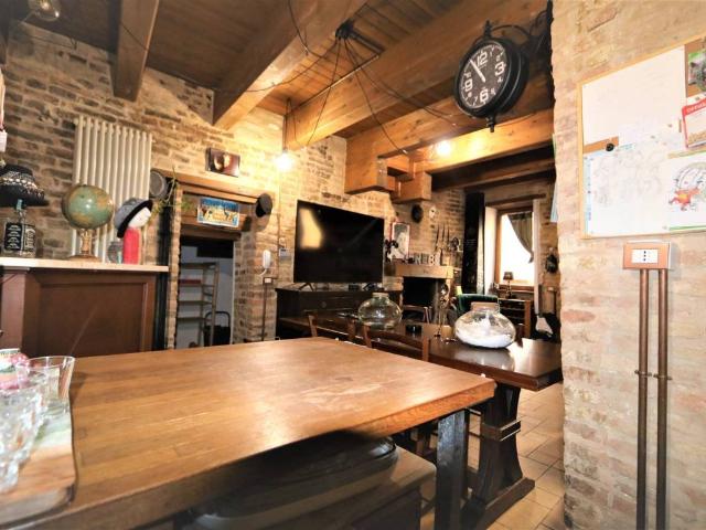 Casa indipendente in vendita a Monsampolo del Tronto AP