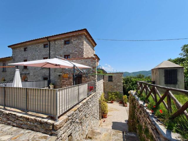 Casa indipendente in vendita a Monsummano Terme PT