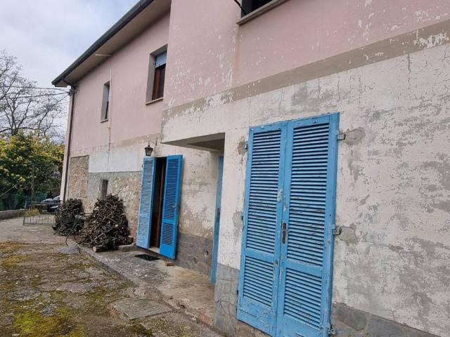 Casa indipendente in vendita a Monsummano Terme PT