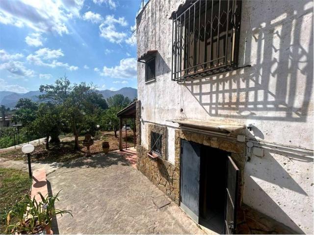 Casa indipendente in vendita a Monreale PA