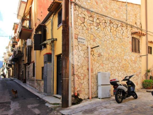 Casa indipendente in vendita a Monreale PA