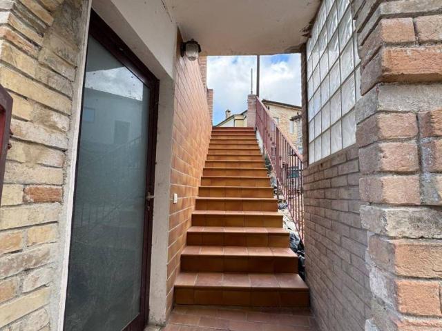 Casa indipendente in vendita a Montottone FM