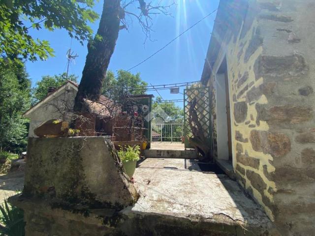 Casa indipendente in vendita a Montoggio GE