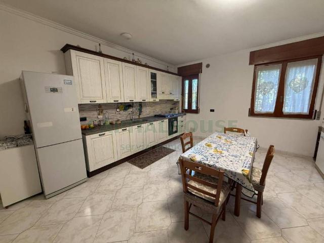 Casa indipendente in vendita a Montoro AV