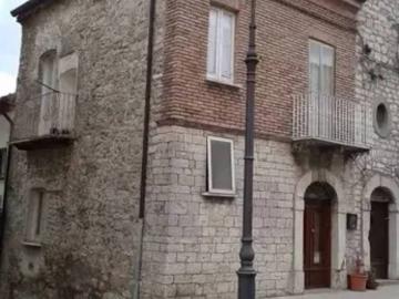 Casa indipendente in vendita a Montagano CB