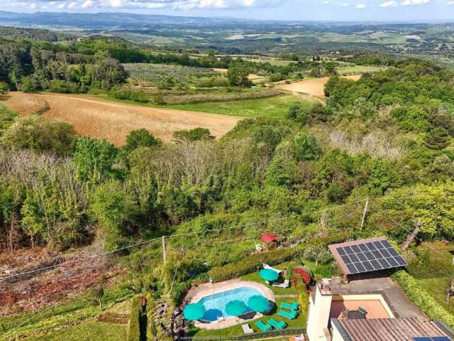 Casa indipendente in vendita a Montaione FI