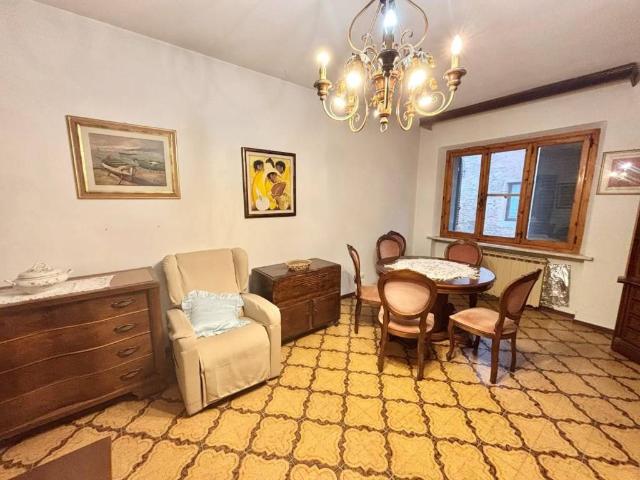 Casa indipendente in vendita a Montaione FI