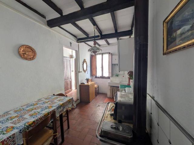 Casa indipendente in vendita a Montalcino SI