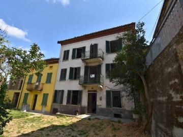 Casa indipendente in vendita a Montaldo Scarampi