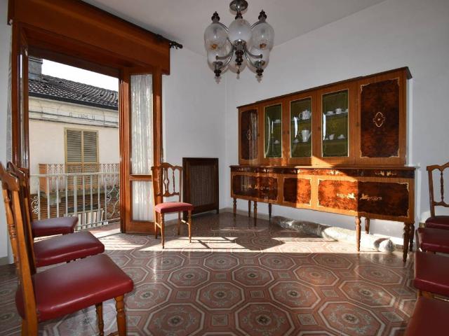 Casa indipendente in vendita a Montaldo Scarampi AT
