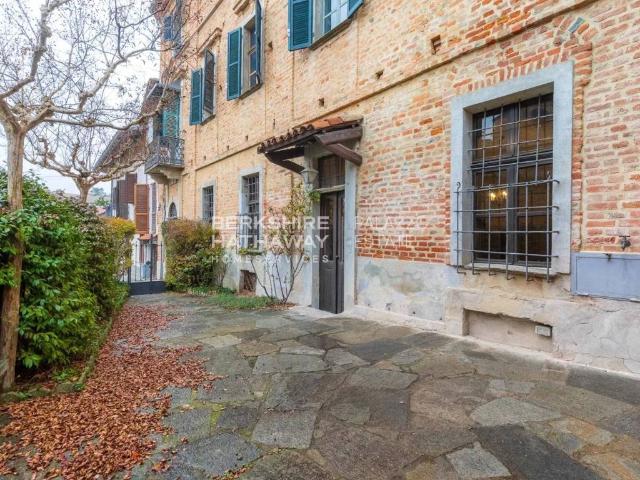 Casa indipendente in vendita a Montaldo Roero CN