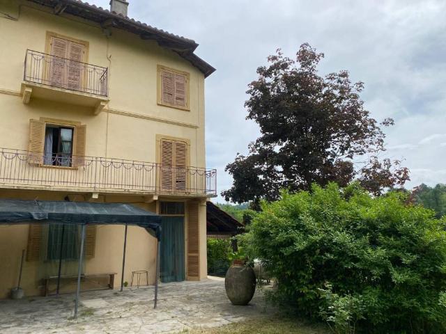 Casa indipendente in vendita a Montaldo Roero CN