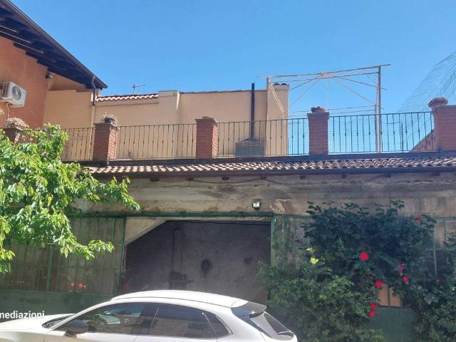Casa indipendente in vendita a Montaldeo AL