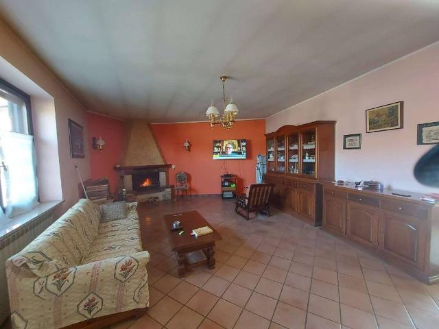 Casa indipendente in vendita a Montalenghe TO