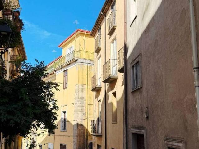 Casa indipendente in vendita a Montalto Uffugo CS