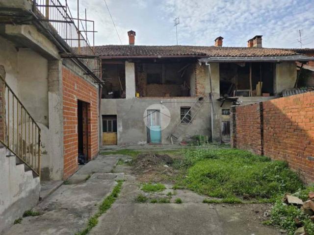 Casa indipendente in vendita a Montanaro TO