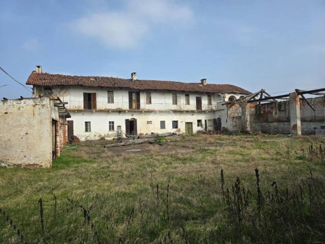 Casa indipendente in vendita a Montanaro TO