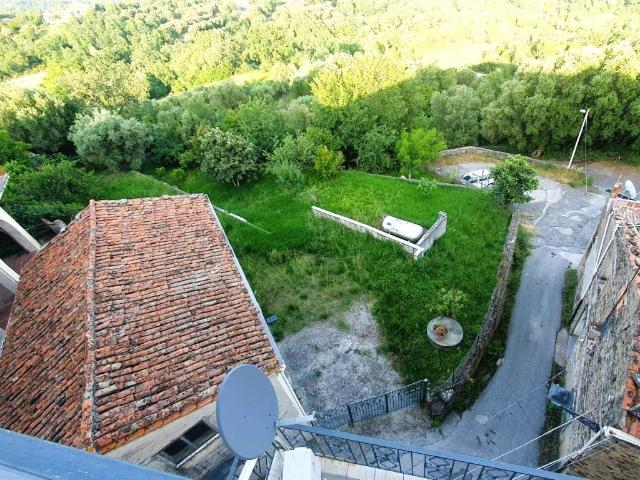 Casa indipendente in vendita a Montano Antilia SA