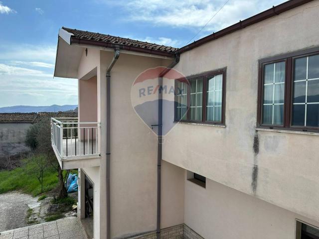 Casa indipendente in vendita a Montaquila