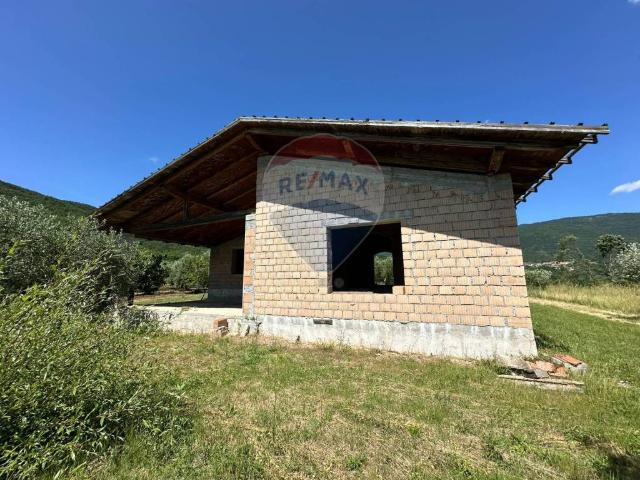 Casa indipendente in vendita a Montaquila IS