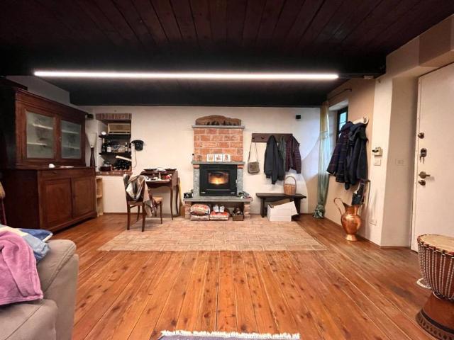 Casa indipendente in vendita a Monteu Roero CN