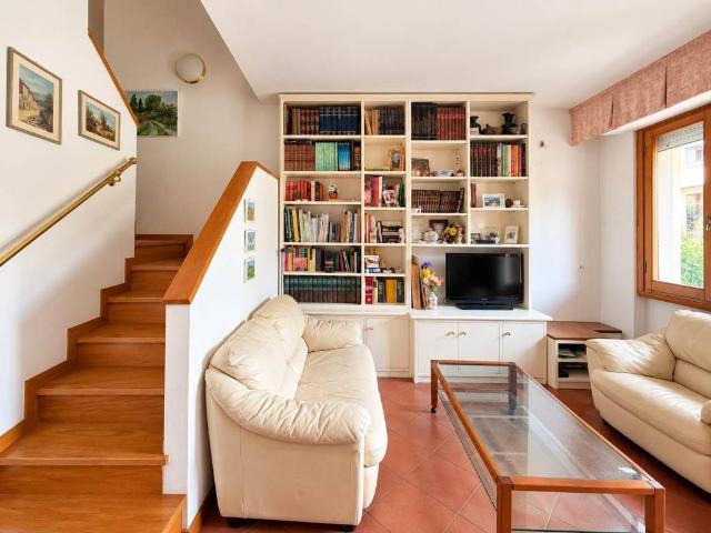 Casa indipendente in vendita a Montevarchi AR