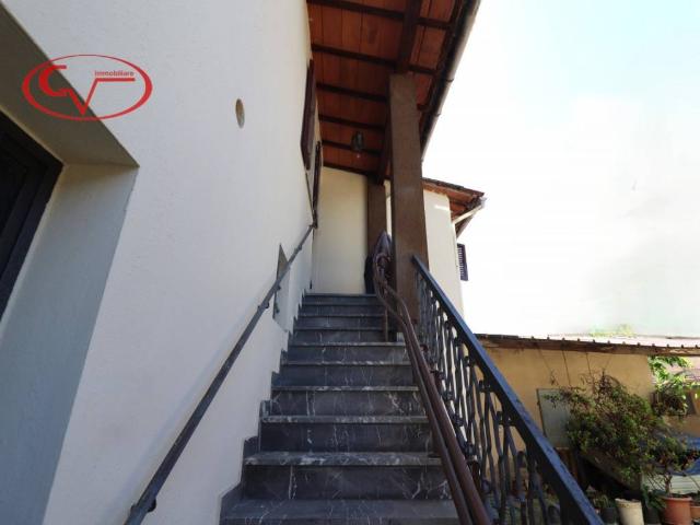 Casa indipendente in vendita a Montevarchi AR