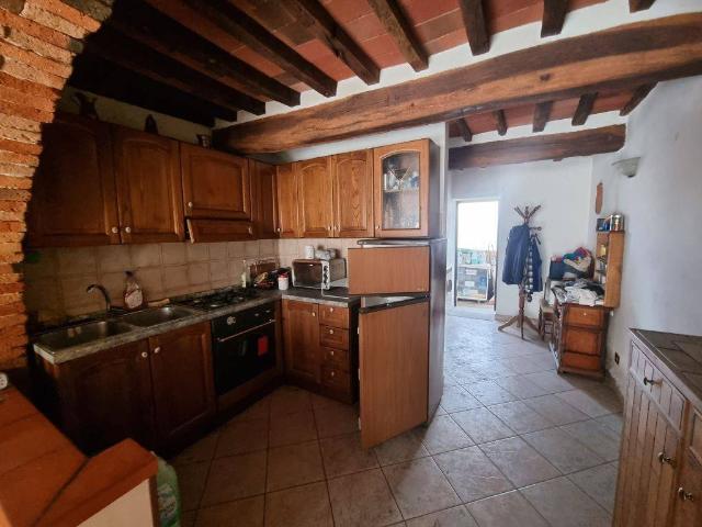 Casa indipendente in vendita a Montevarchi AR