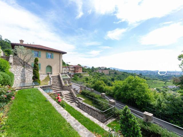 Palazzo in vendita a Montevecchia
