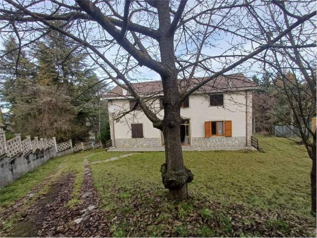 Casa indipendente in vendita a Montezemolo CN