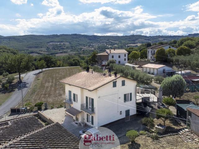 Casa indipendente in vendita a Monte Castello Di Vibio