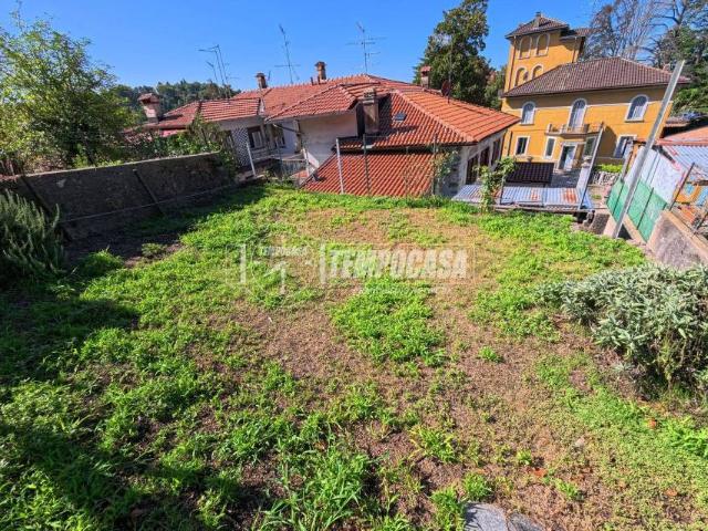 Casa indipendente in vendita a Monte Orsa, Viggiù