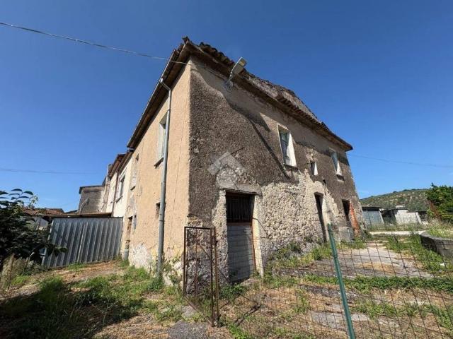 Casa indipendente in vendita a Monte San Giovanni Campano FR